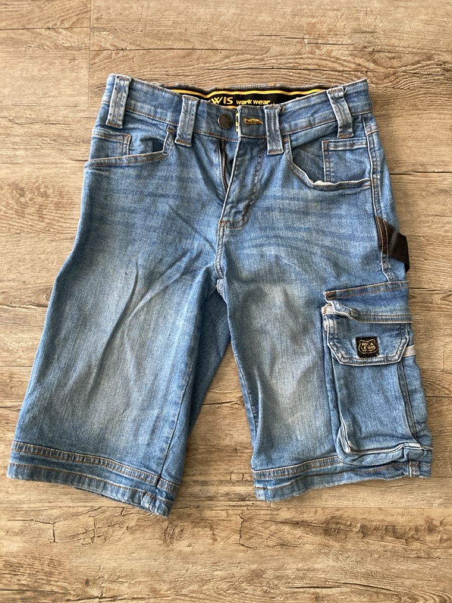 Pantaloni: Kurze Arbeitshose – Usato da Lütisburg venduto da volvo013 1