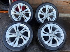 Opel Alufelgen & Sommerreifen 225/45 R17 