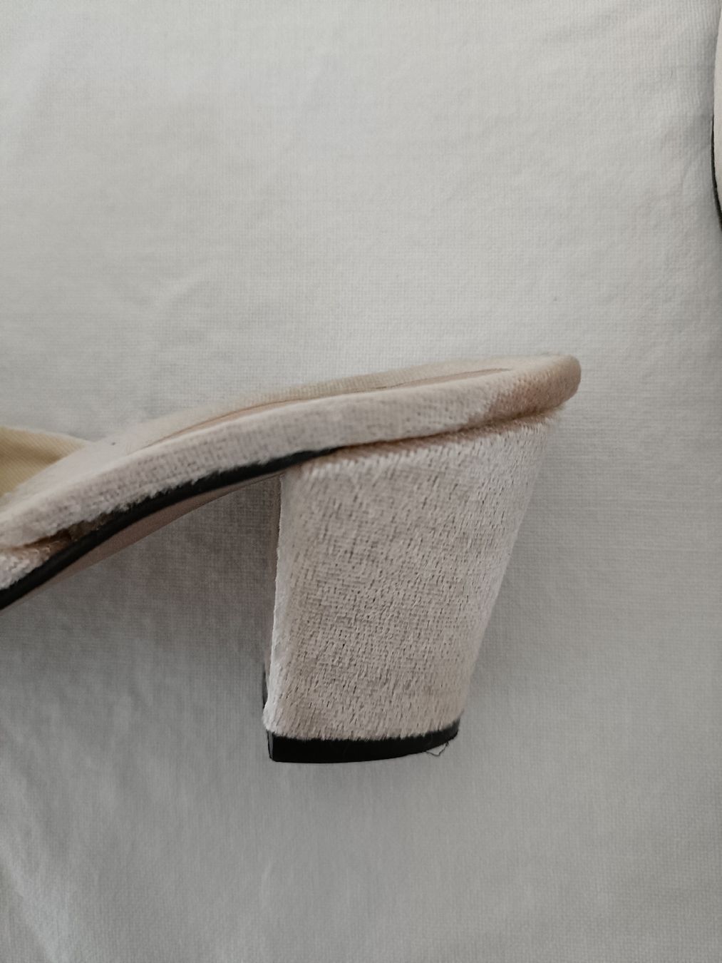 Chaussures femmes: Pantofole rosa eleganti con tacco – Neuf (Voir description) à Camorino par ros_cj5f 1