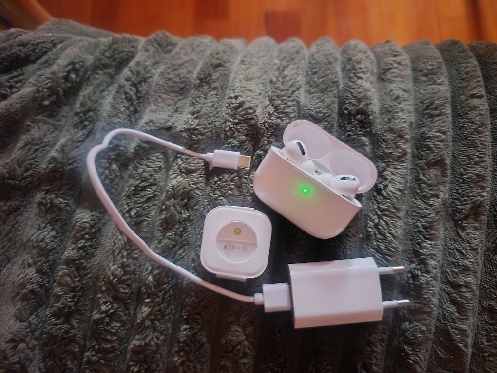 Casques audio: Apple airpod pro 2 magsafe usbc – D'occasion à Montreux par rao_r66l