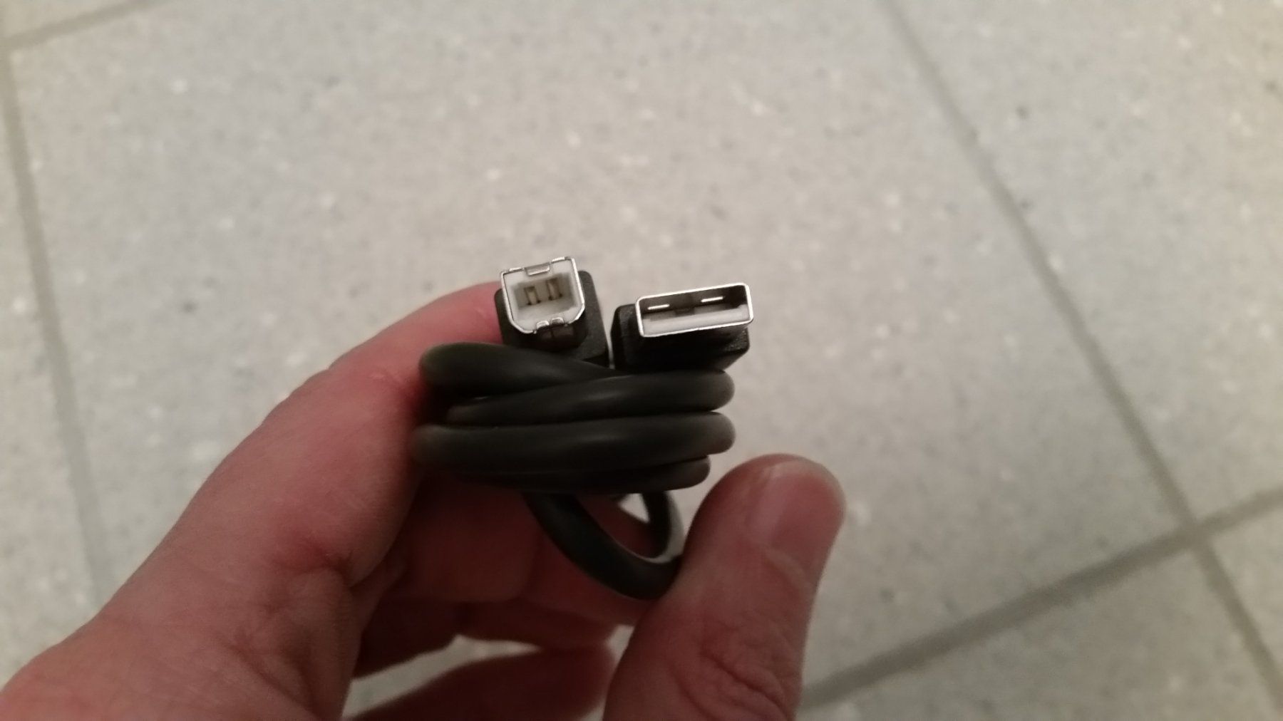Cavi: USB Kabel 1.5m – Nuovo (secondo la descrizione) da Stäfa venduto da Supertramp73 1