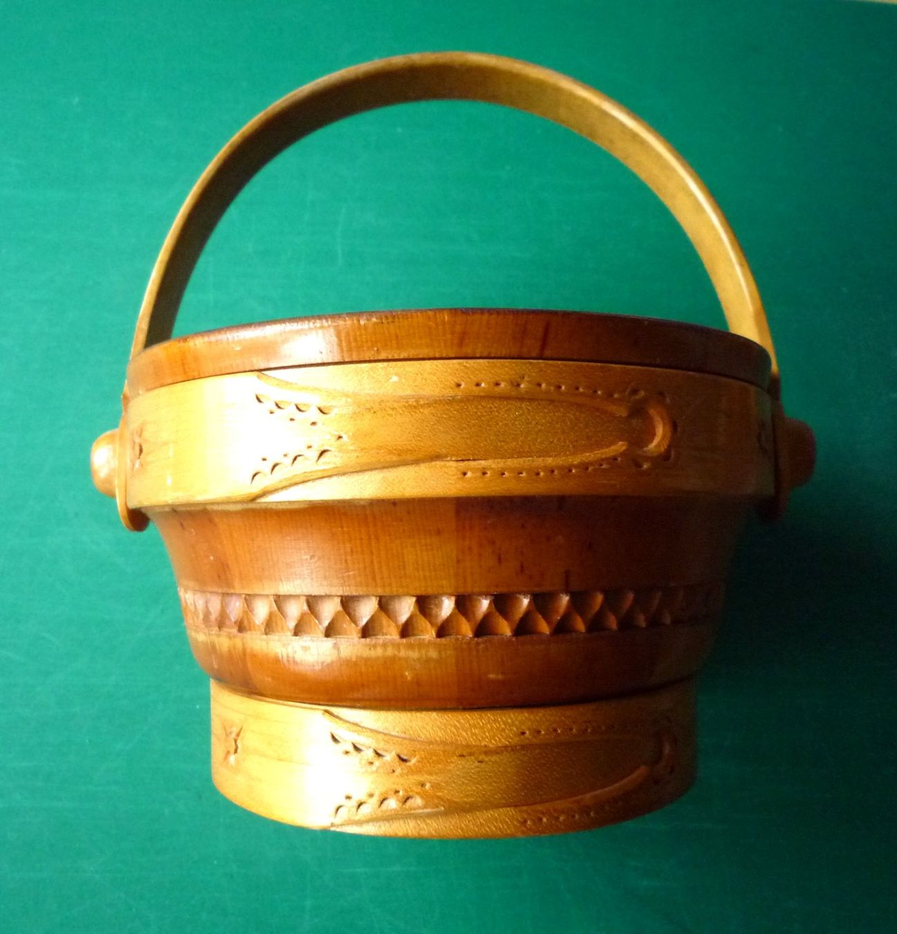 Articoli in legno: Holzmälti (Antik) – Usato da Rafz venduto da Sonnenblume305
