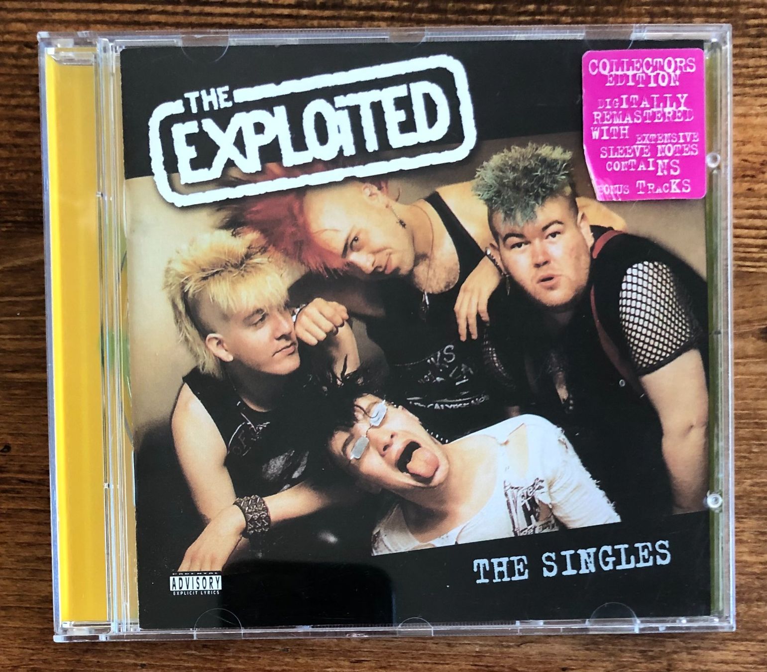 CDs: The Exploited – The Singles CD, Punk, Compilation – Gebraucht aus Luzern von Schlafenicht00