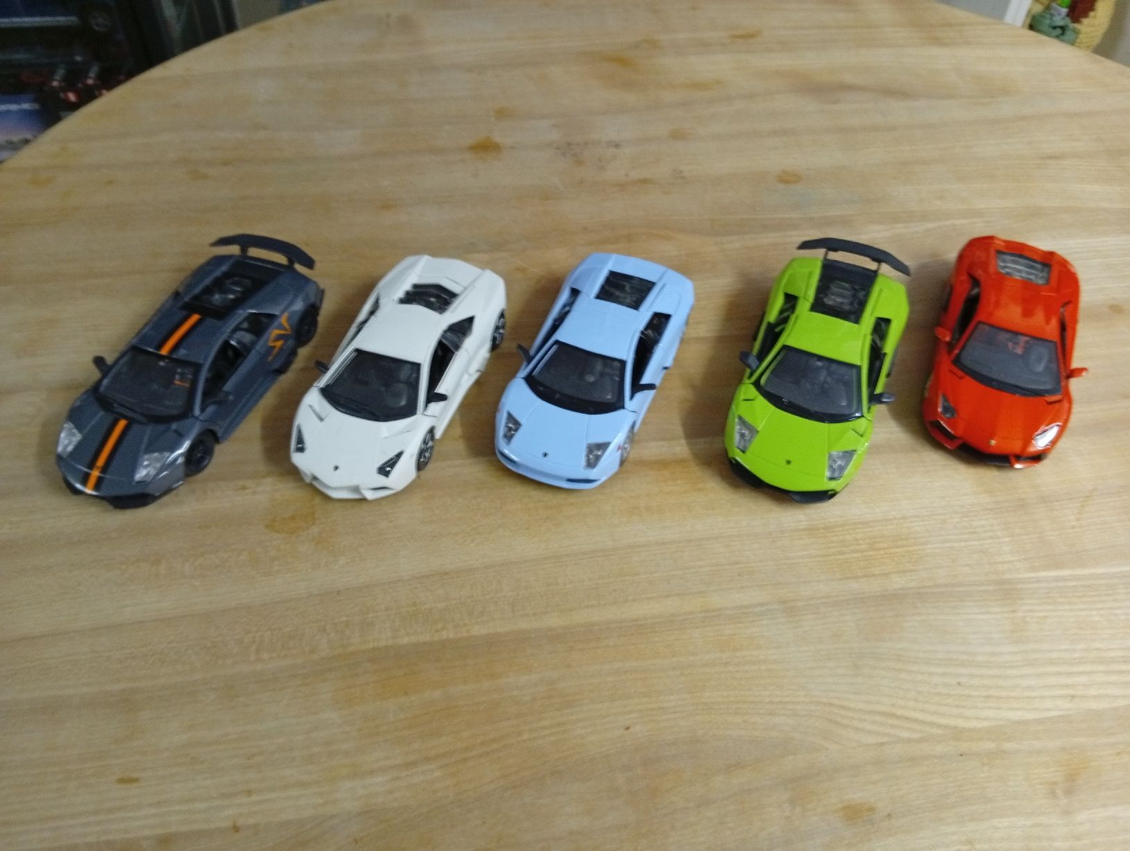 Voitures modèles: Modellautos 1:24 – D'occasion à Trun par kawak1 2