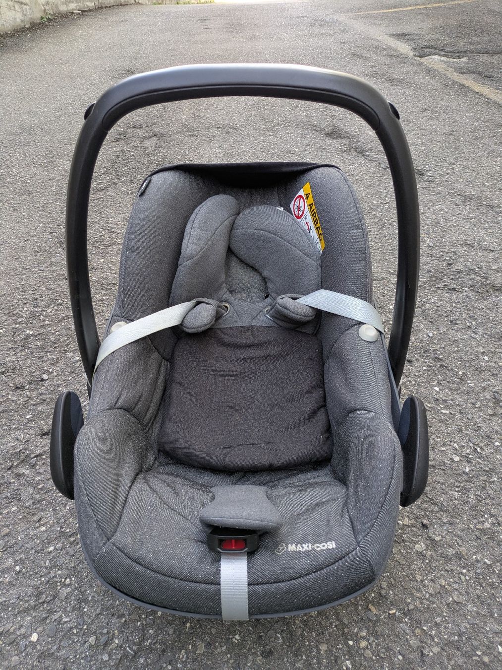 Maxi-Cosi Seggiolini per auto: Maxi Cosi Peble – Usato da Uetendorf venduto da Beni1989