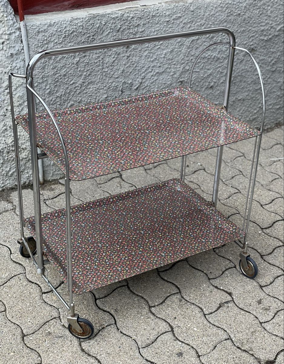 Carrelli di servizio: Vintage Servierwagen – Usato da Schaffhausen venduto da marakesch41 1