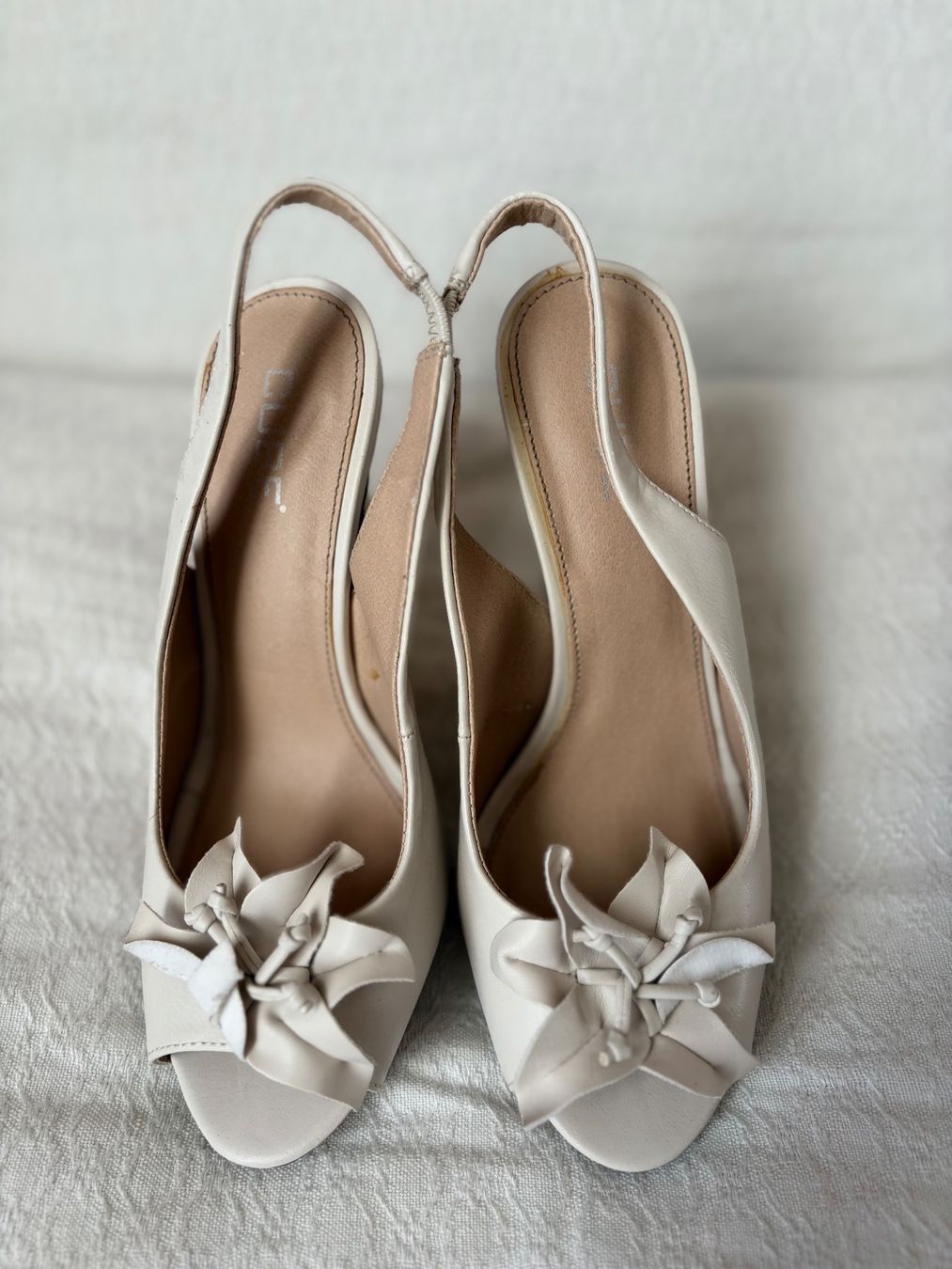 Scarpe da donna: Wunderschöne Lederschuhe Beige Gr. 37 – Usato da escholzmatt venduto da lal_zf7s 5