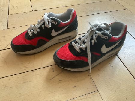 Nike Air Max Grösse 37.5 blau schwarz