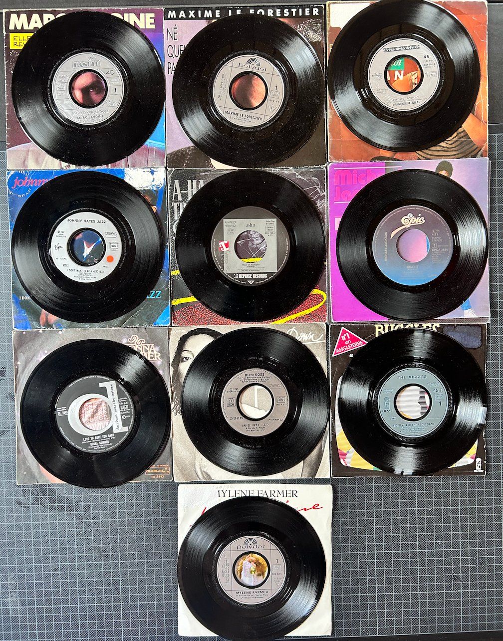 Dischi in vinile: Michael Jackson + 09 vinyles version 45 tours ! – Usato da Fleurier venduto da dyneau 2