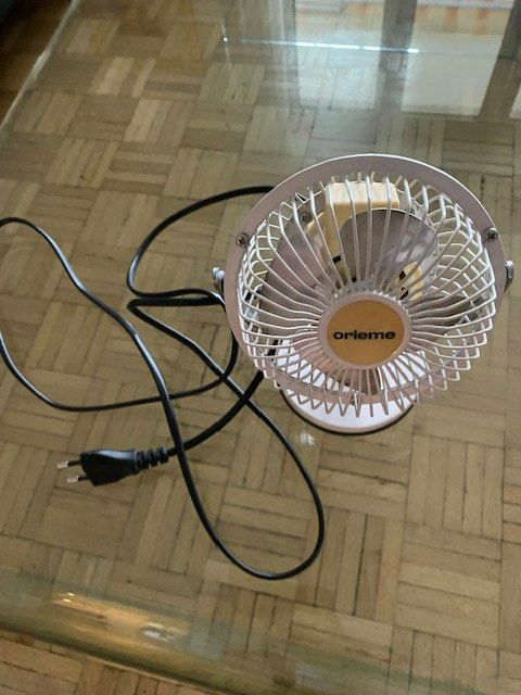 Ventilatori: Orieme Mini-Ventilator Tischlüfter  Geschwindigkeiten So... – Usato da Zürich venduto da Berta016