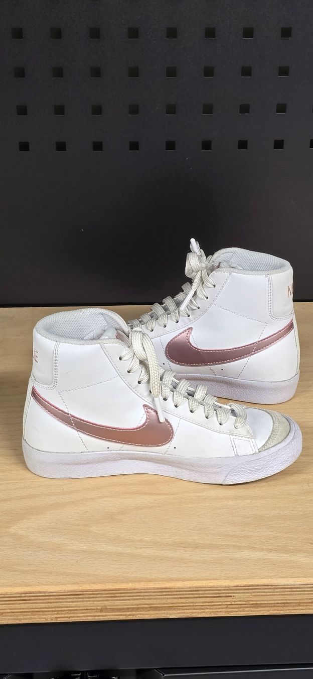 Nike Scarpe per ragazze: Nike Blazer Mid Gr. 35,5 – Nuovo (secondo la descrizione) da Rupperswil venduto da Simke. 5