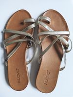 INUOVO : Sandales en cuir doré 40
