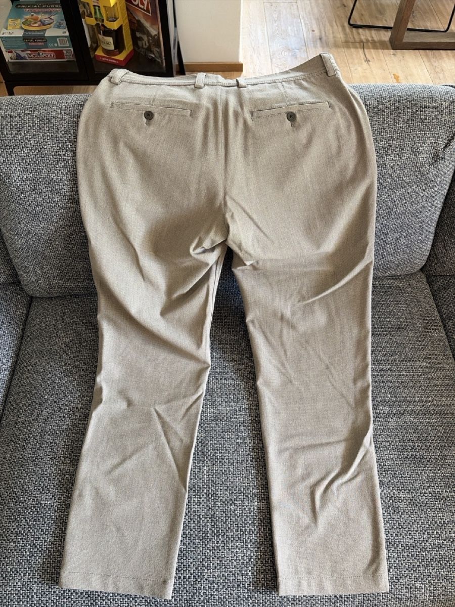 Zara Pantaloni: Zara Stoffhose – Usato da Pontresina venduto da dav_qr2s 1