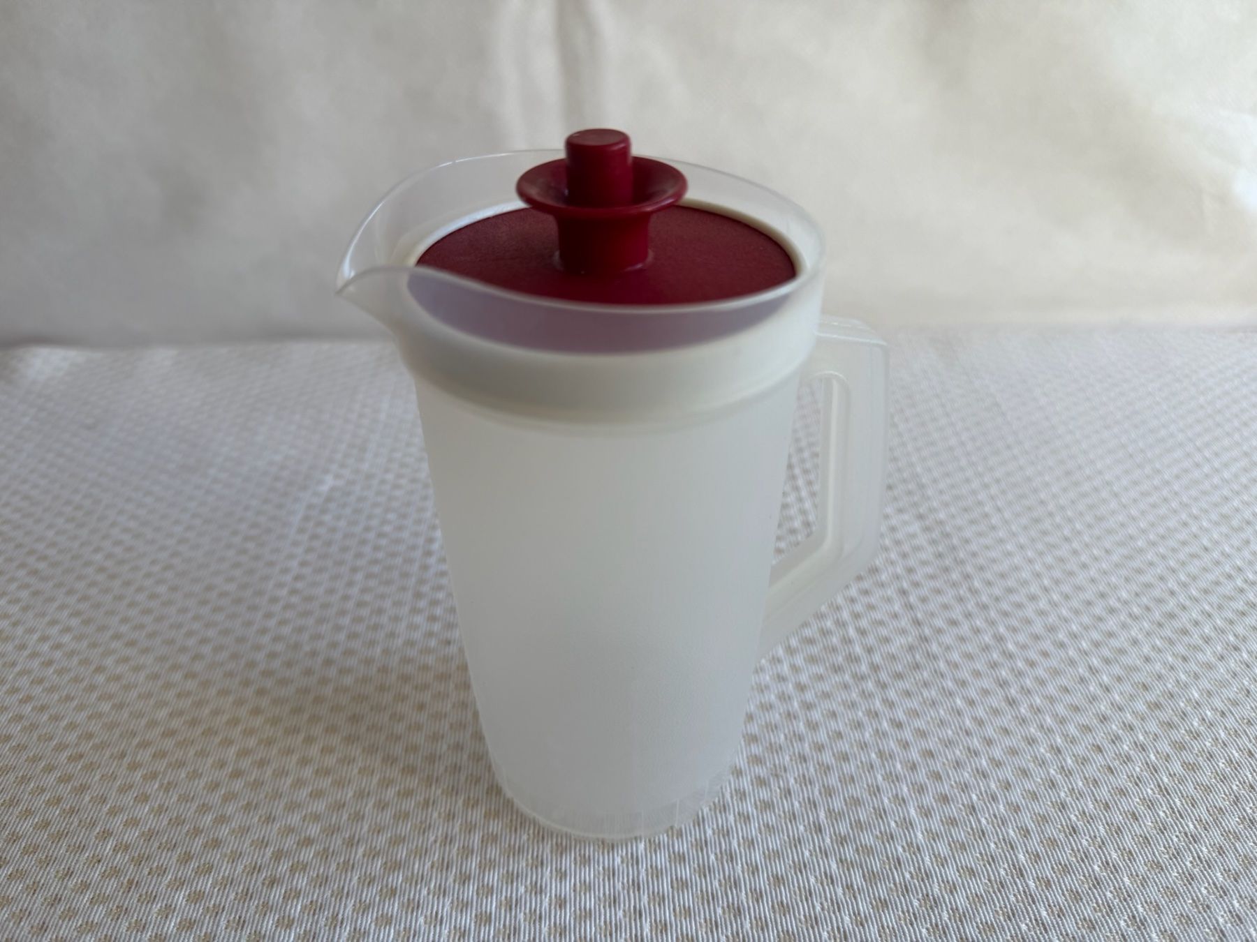 Tupperware Contenitori & Simili: Tupperware - pot - récipiet – Usato da Sion venduto da accroshoes