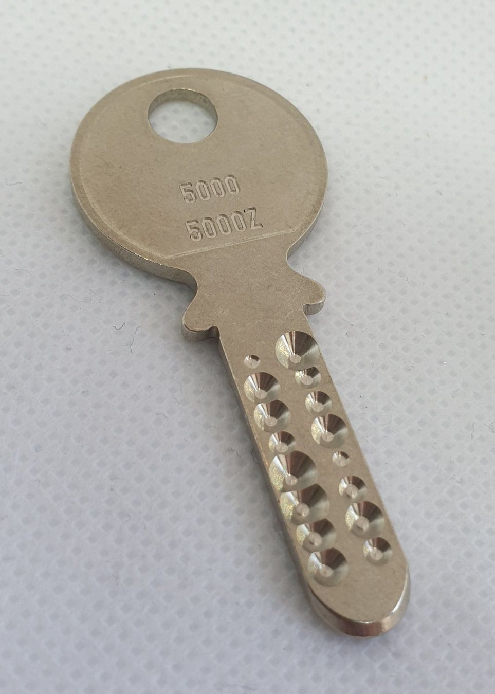 Schlüssel: Kaba 8 Schlüssel: 5000/5000Z Kombi-Schlüssel – Neu und originalverpackt aus Birmensdorf ZH von sahlisicherheitsag 1