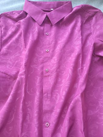Elegantes Herrenhemd Grösse M, Muster Mix