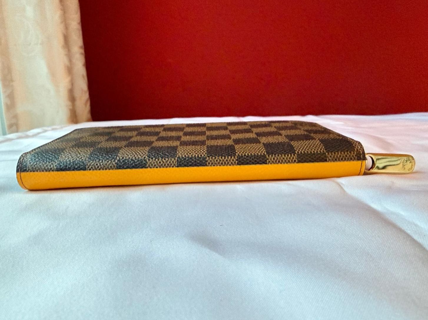 Louis Vuitton Portafogli: Louis Vuitton wallet Damier ébene Evasion – Nuovo (secondo la descrizione) da Oberarth venduto da SSS. 7