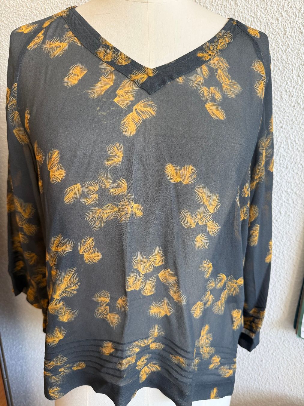 Nile Blusen: Nile Bluse Gr. XS Viskose – Neu (gemäss Beschreibung) aus Kirchdorf AG von coco123