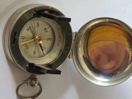 Historischer Peilkompass 1918 im Originaletui