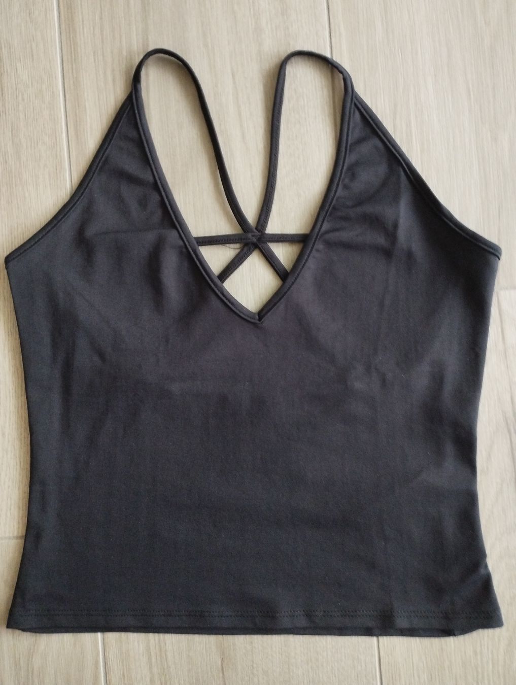 Kookai Tops: Top Kookai noir taille 2  – Gebraucht aus Belmont-sur-Yverdon von Dani-Lynne