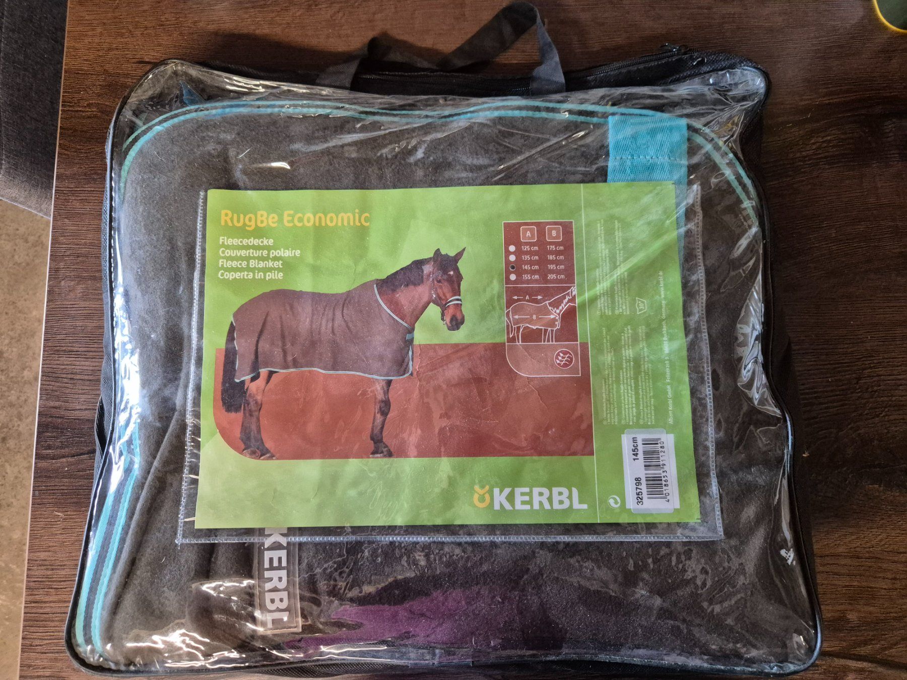 Coperte: Kerbl RugBe Economic Abschwitz / Fleecedecke 145 – Usato da Meggen venduto da Orrinka20
