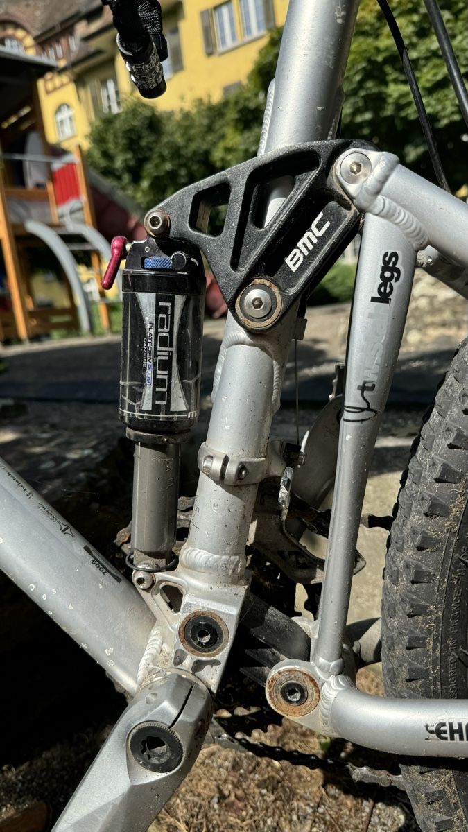 BMC Velos: BMC Fourstroke 04 Size L – Gebraucht aus Zürich von  6