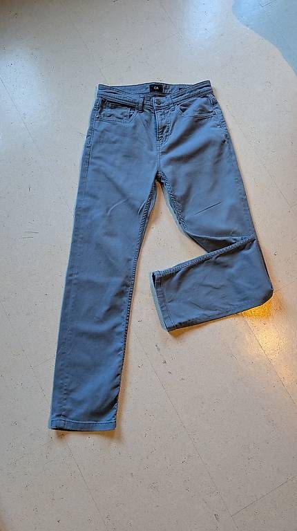Jeans: Jeans blau Grösse 28/32 – Usato da Ennenda venduto da Islay 1