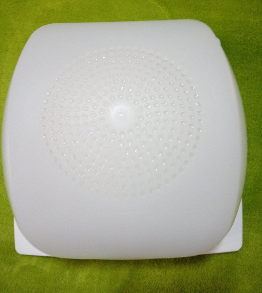 Tupperware Contenitori & Simili: TUPPERWARE CheeSmart Käsemax Käseglocke – Usato da Werdenberg venduto da EXA-Secondhand 1