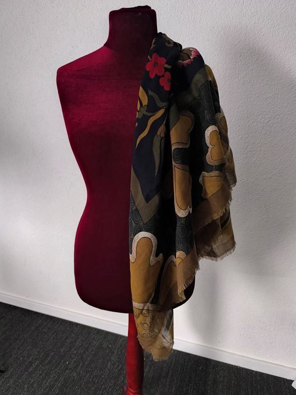 Foulards & écharpes: Schal winterlich – D'occasion à Rüti ZH par Restwert_Rueti_ZH 5
