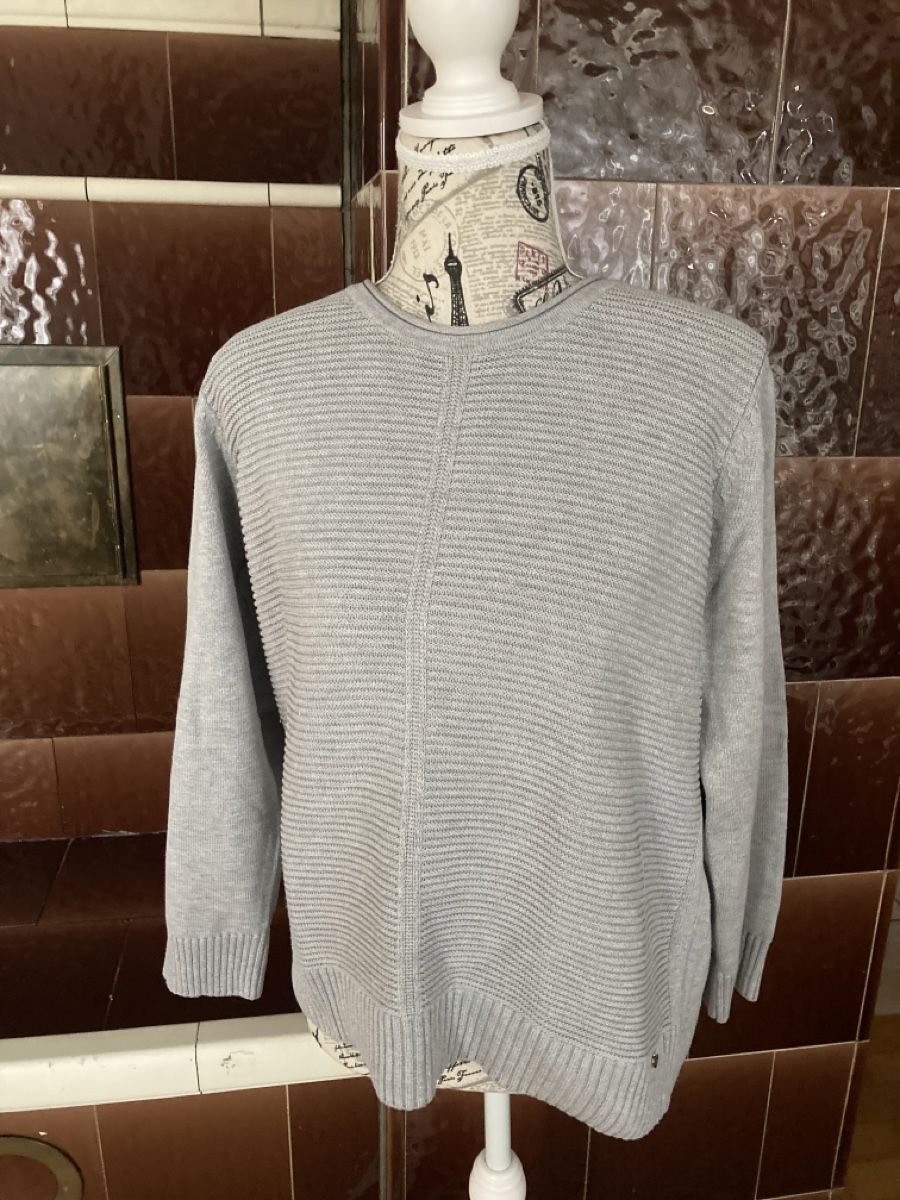 Maglioni & Felpe: Pullover🤍Gr.M nr.1 – Usato da Morschach venduto da leonie87