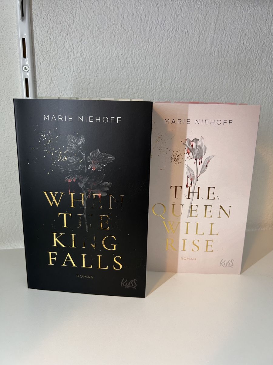 Libri: When the King falls, Band 1&2 – Usato da Wila venduto da lyn_t5f2