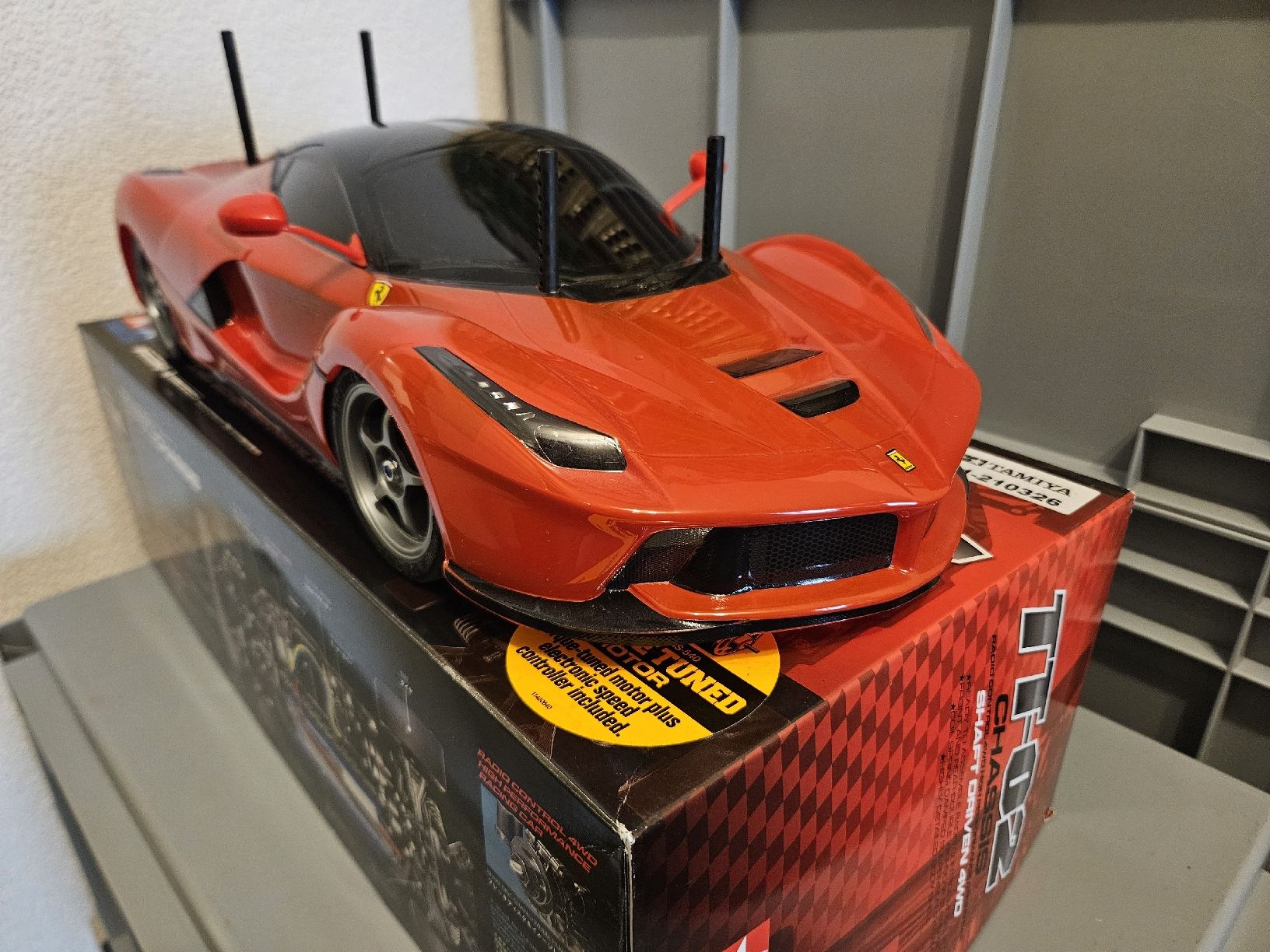 Tamiya RC Modellbau: Tamiya La Ferrari TT-02 – Neu (gemäss Beschreibung) aus Grenchen von Fluri1 2