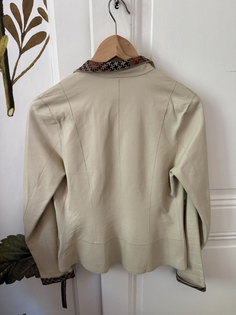 Giacche: Veste en cuir beige réversible - Chic ! – Nuovo (secondo la descrizione) da Genève venduto da inf_2ggr 3