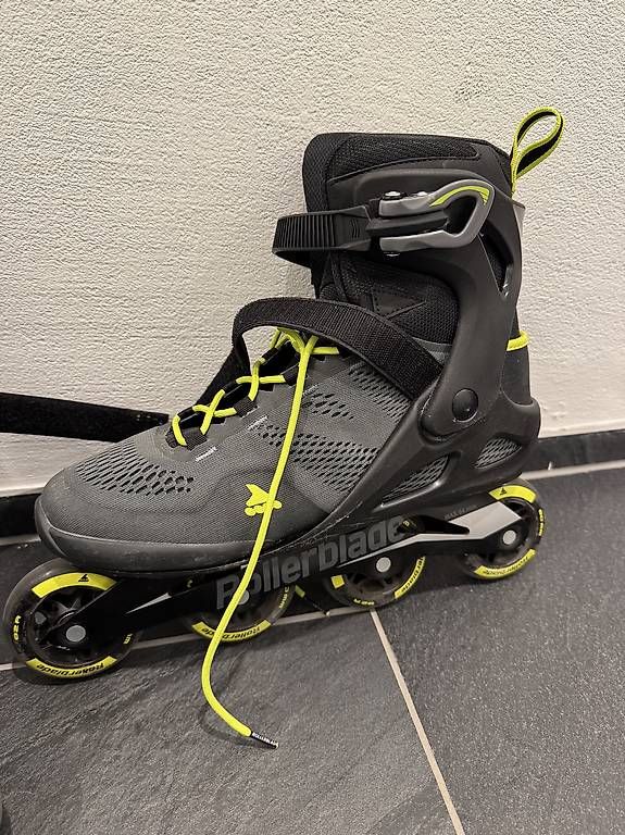 Pattini in linea & Pattini a rotelle: Rollerblade – Nuovo (secondo la descrizione) da Bad Ragaz venduto da Andrin.steinbacher 2