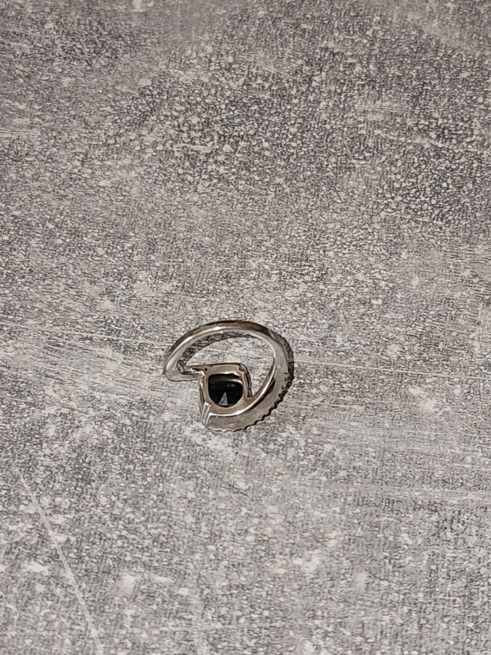 Anelli: Elegante Ring mit schwarzem Stein, Grösse 55, silber 925 – Usato da Herzogenbuchsee venduto da tgi_rln7 3