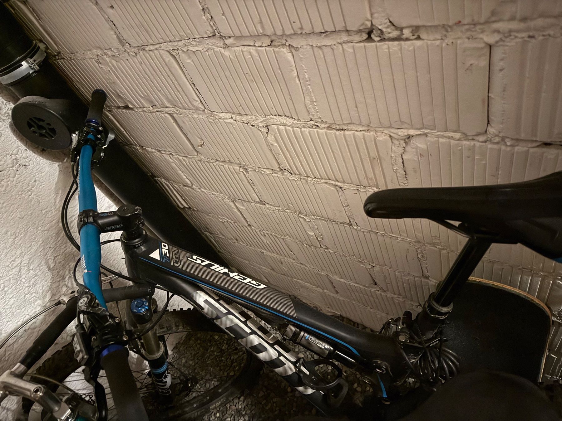 Scott Biciclette: Scott Genius 730 LTA Fully MTB FOX / Shimano SLX – Usato da Bern venduto da rory_gallagher 2