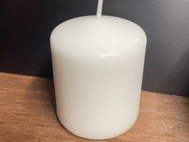 Kerzen in Weiss/Gr.L/6x6x7,5cm/OVP/Neu