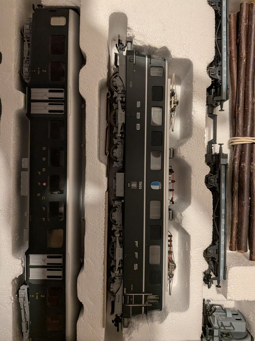 Märklin Modelleisenbahnen: Digital-Startpackung "125 Jahre Gotthard" – Gebraucht aus Kirchberg BE von Daniel-12 2