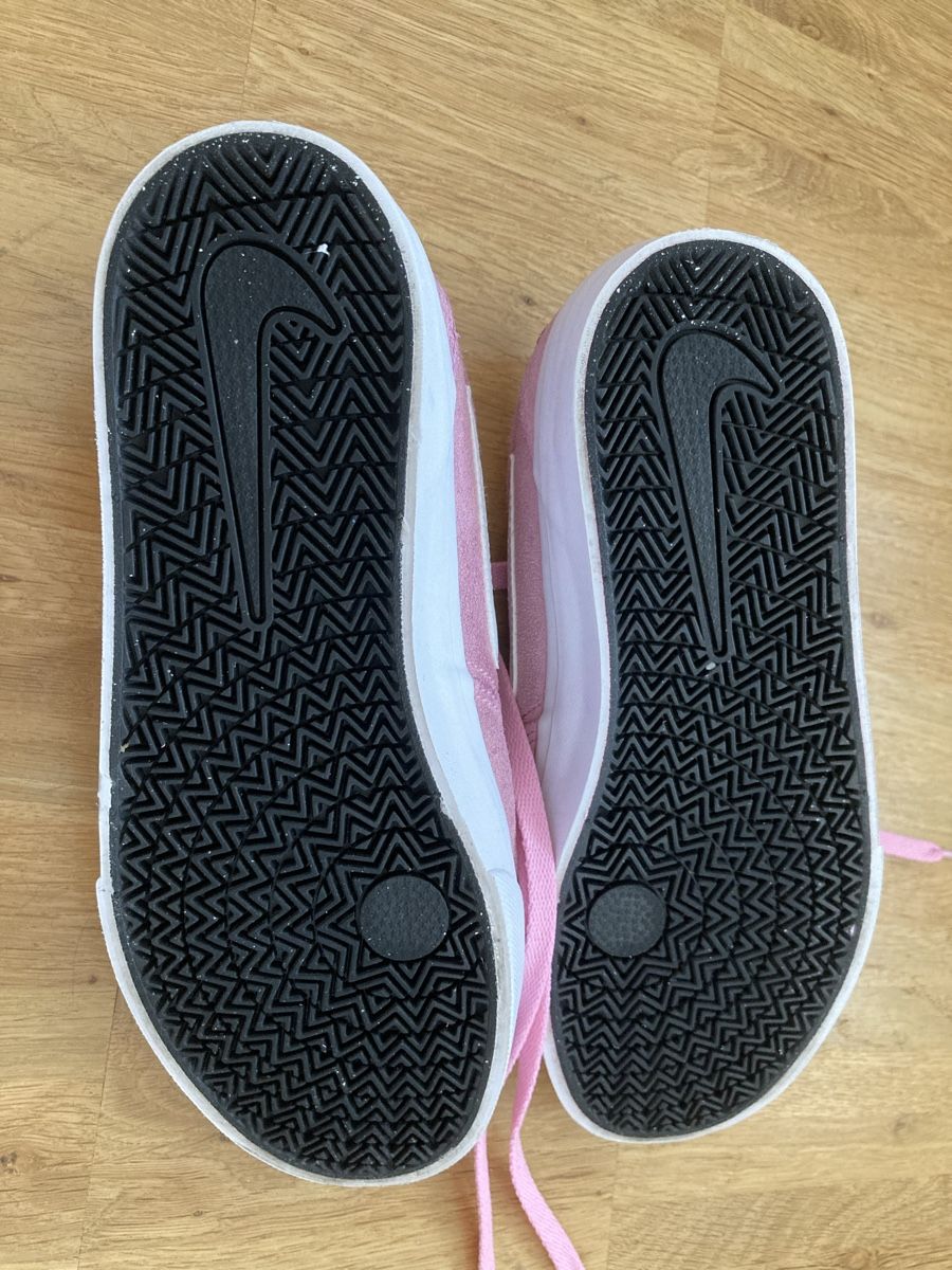 Nike Scarpe da donna: Nike Schuhe Grösse 38 – Usato da Zürich venduto da Retrogirl 4