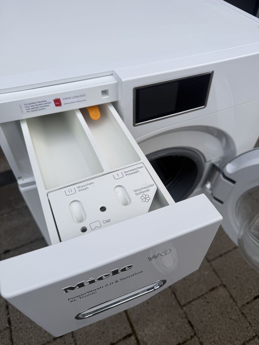 Miele Machines à laver: Miele W1 TouchDisplay 9Kg – D'occasion à Arlesheim par VD.HG 1