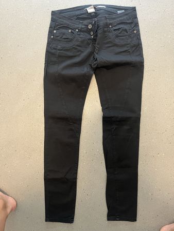 Please Jeans