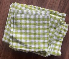 Grün karierter Stoff zum Nähen (neu)