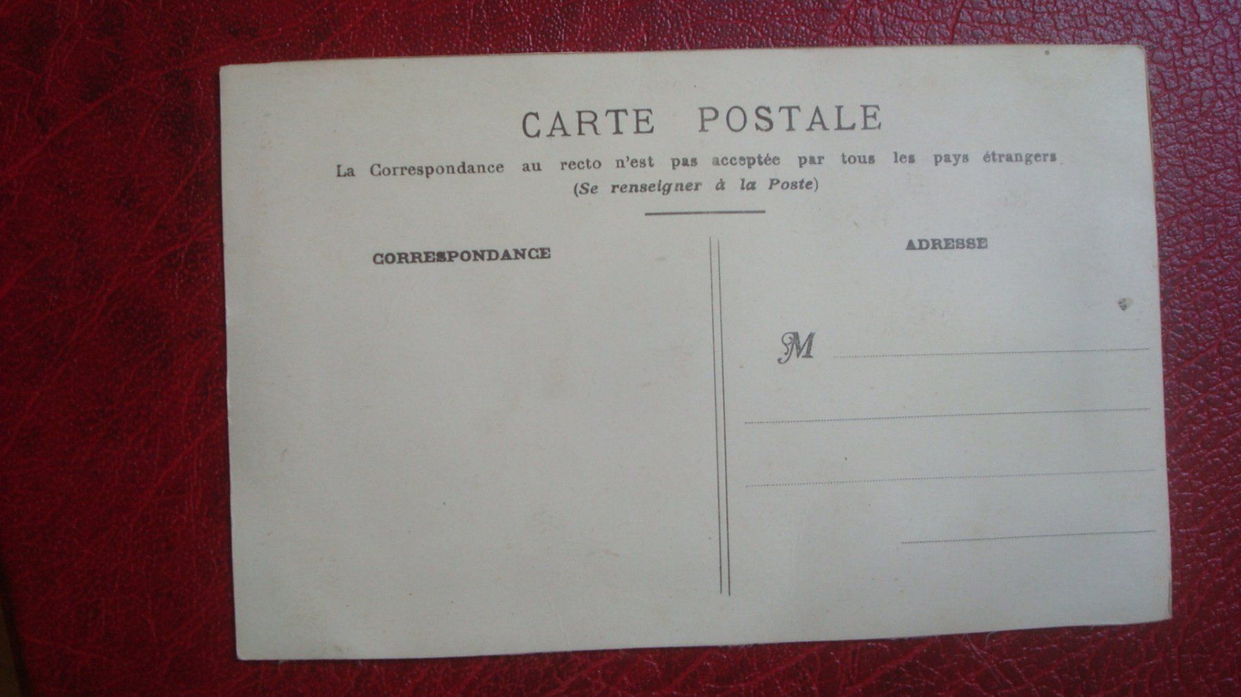 Cartoline postali: Antike Postkarte bestickt "Souvenir Tour Eiffel" – Usato da Münchenstein venduto da Pesci6 2