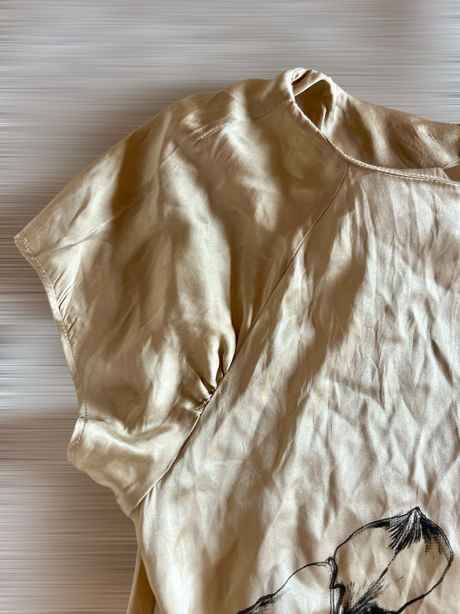 Zara Vestiti: Robe Zara T.L beige à fleurs, soyeuse élégante – Usato da Lausanne venduto da Stephaniesdressing 6