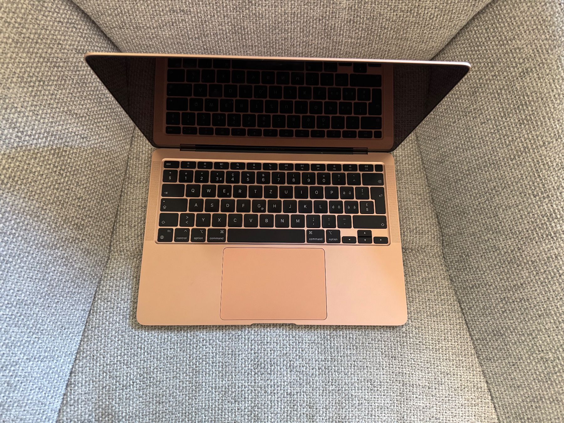 Apple Notebooks: MacBook Air 2020 M1 – Defekt aus Adliswil von Busys