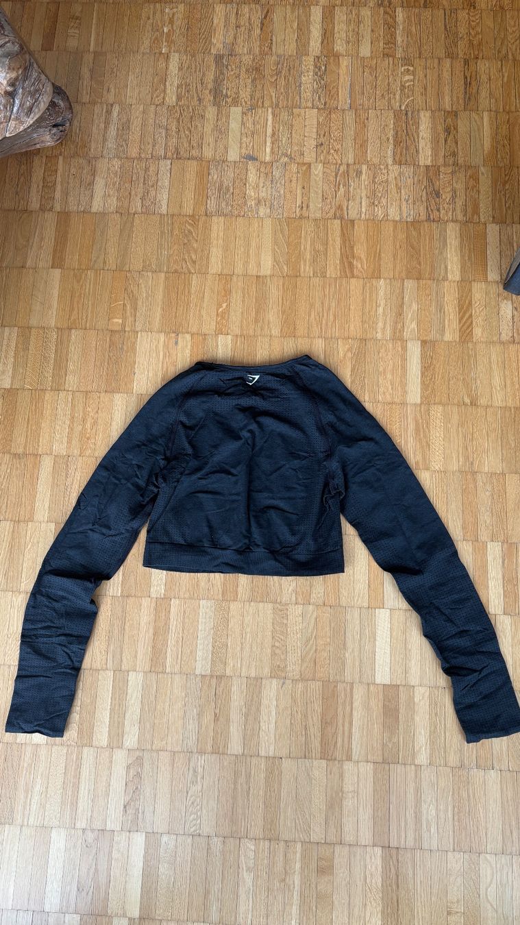 Gymshark Top: Gymshark Top – Usato da Thalwil venduto da Corinne7