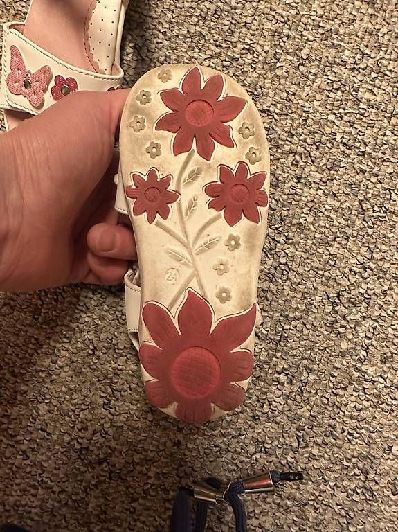 Scarpe per ragazze: Sandalen – Usato da Arbon venduto da malevix 4
