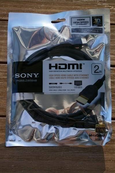 Unità & Adattatore: Sony HDMI Kabel Version 1.4    2 Meter – Nuovo e nell'imballaggio originale da Niederurnen venduto da mowgli_1963