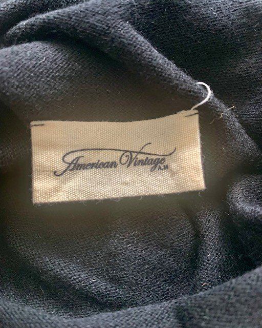 Maglioni & Felpe: Pull col roulé noir évasé de American Vintage – Nuovo (secondo la descrizione) da St-Aubin-Sauges venduto da Juliezan 1