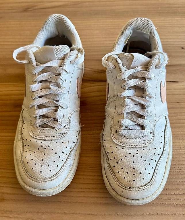 Nike Damenschuhe: Turnschuhe NIKE - Weiss - Grösse 38 – Gebraucht aus Ersigen von Resuss 4